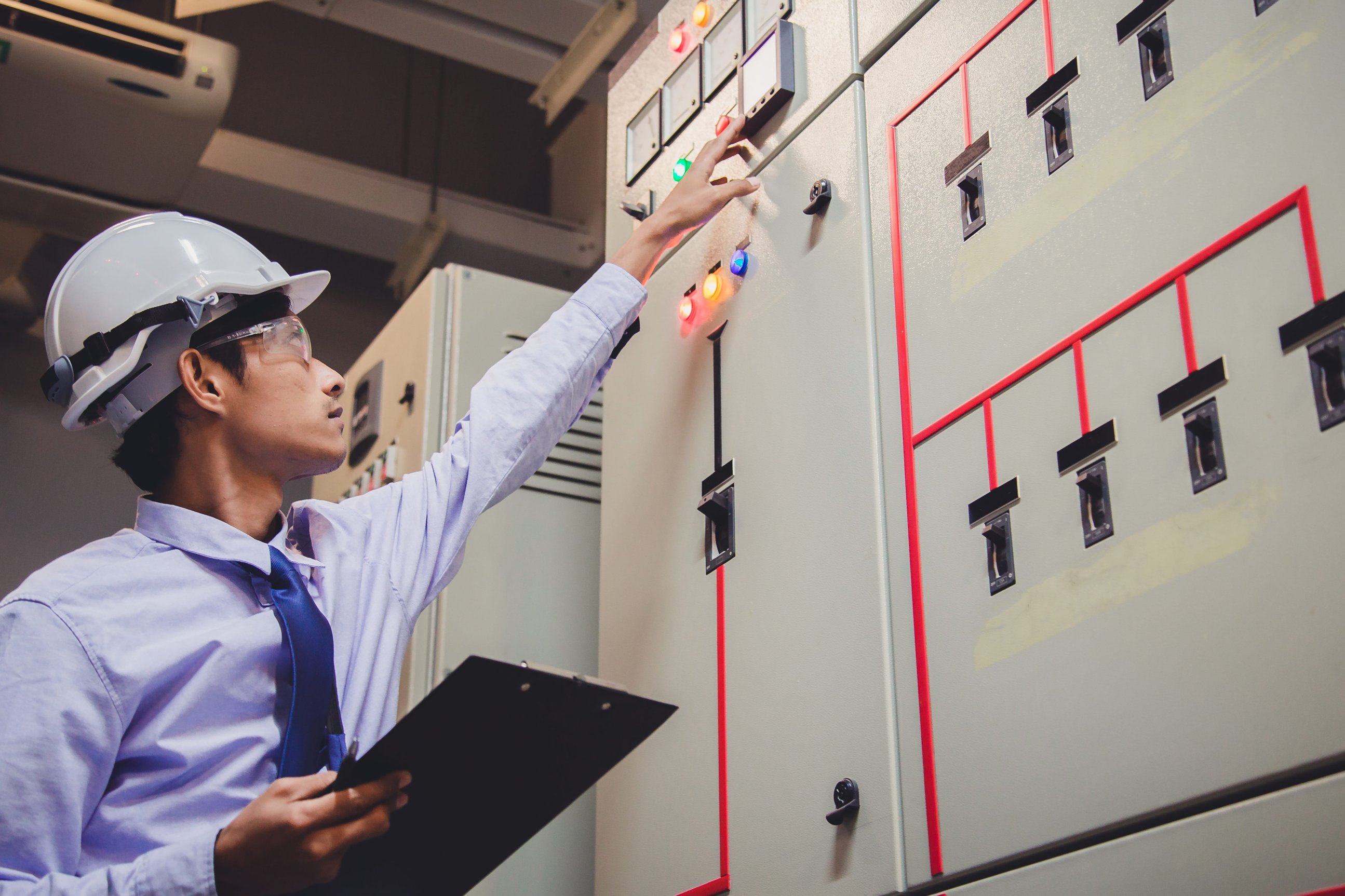 Develop your technical competence to a certified Electrical
